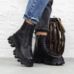 Ghete Dama cu Platforma D5691E Negru » Pantoful.ro