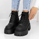 Ghete Dama cu Platforma 3YJ10 Negru » Pantoful.ro