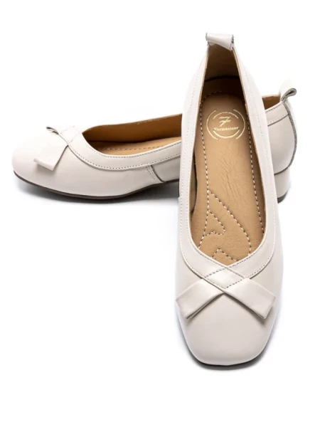Pantofi cu Toc Gros 6911 CREAM | FORMAZIONE